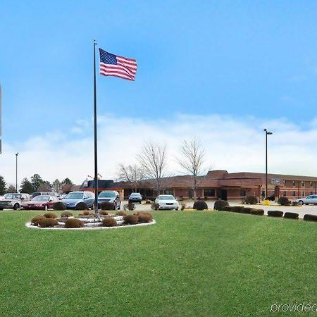 Red Roof Inn & Conference Center Wichita Airport Екстер'єр фото