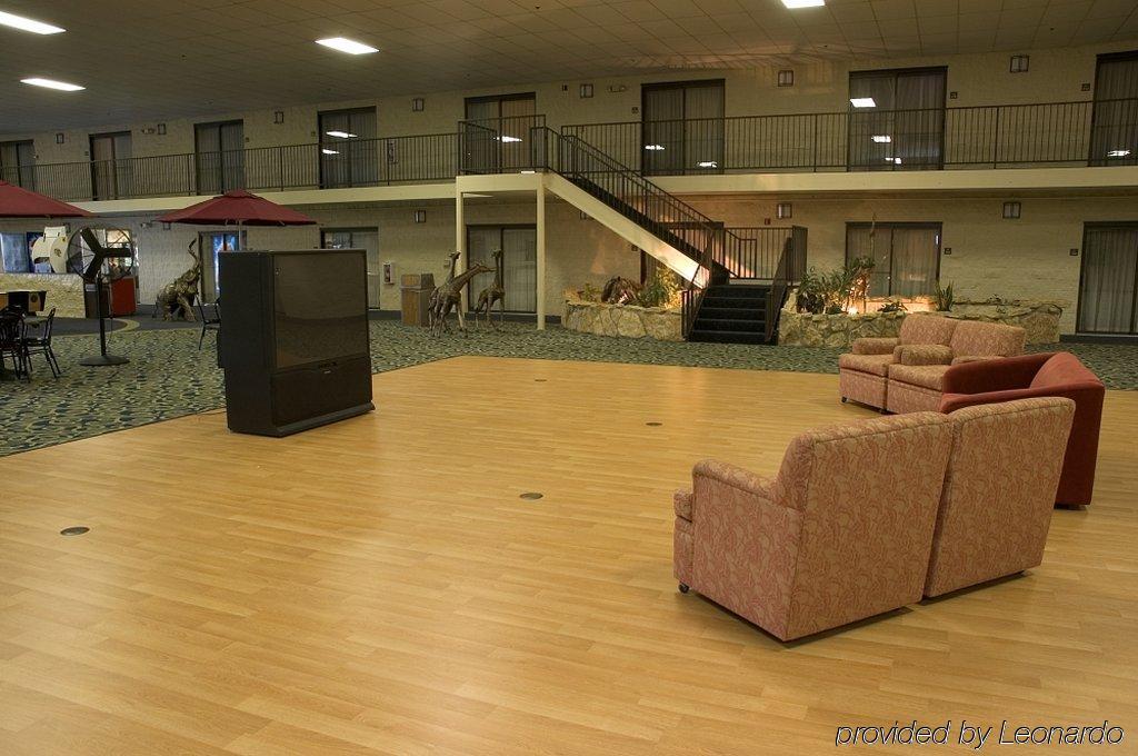 Red Roof Inn & Conference Center Wichita Airport Інтер'єр фото